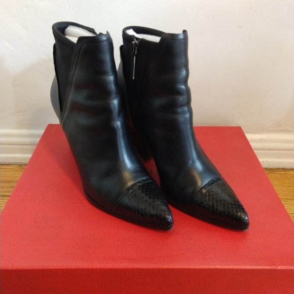 Donald J. Pliner "Vaughn W-5" Black Water Snake Leather Boot Size 8 - Picture 3 of 16